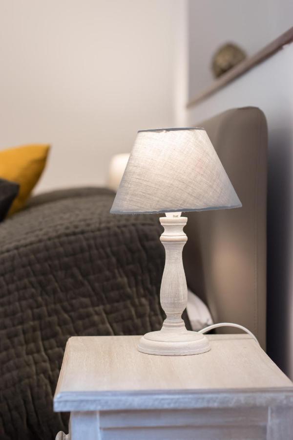 Duomo Seaside Deluxe Apartment By Ortigia Apartments Siraküza Dış mekan fotoğraf