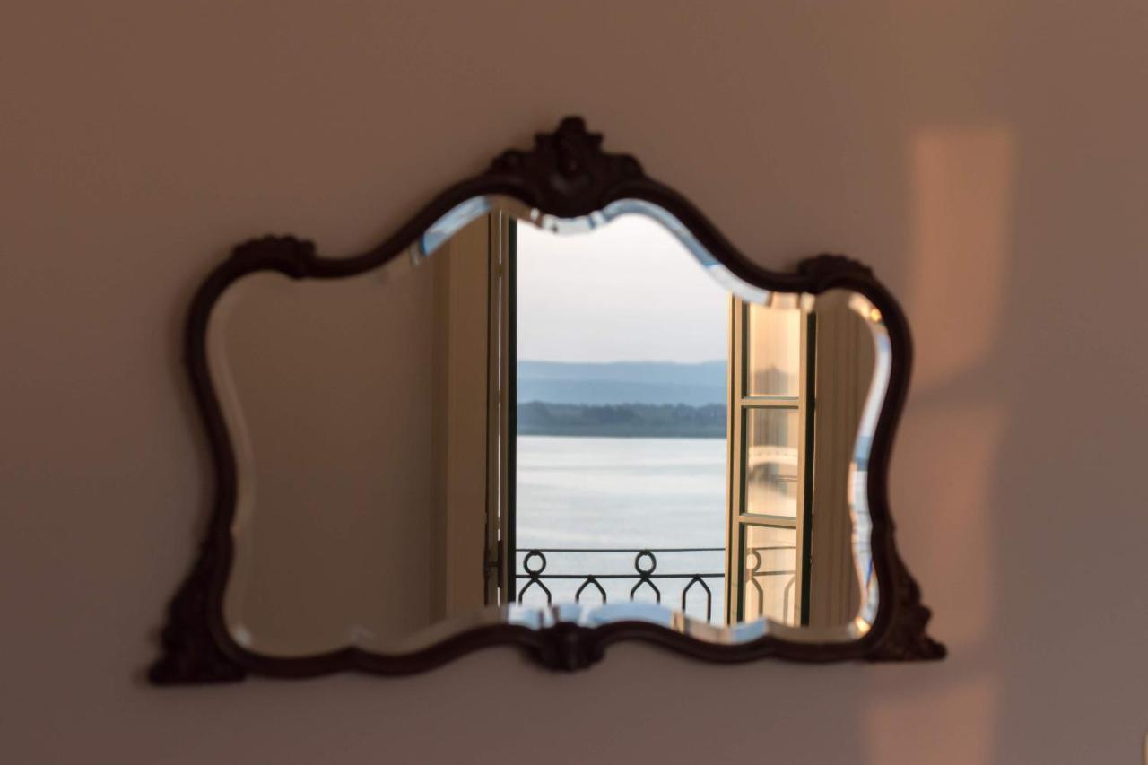 Duomo Seaside Deluxe Apartment By Ortigia Apartments Siraküza Dış mekan fotoğraf